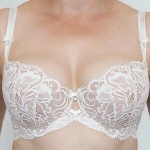 NWT Ewa Michalak CHP bra in Antonina 30F